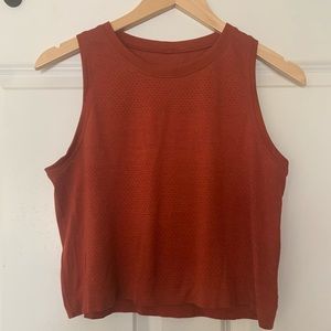 Lululemon muscle tank